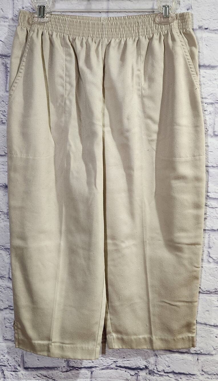 Bend Over Tan Beige Pull On Elastic Waist Cropped Pants Large Lightweight Soft